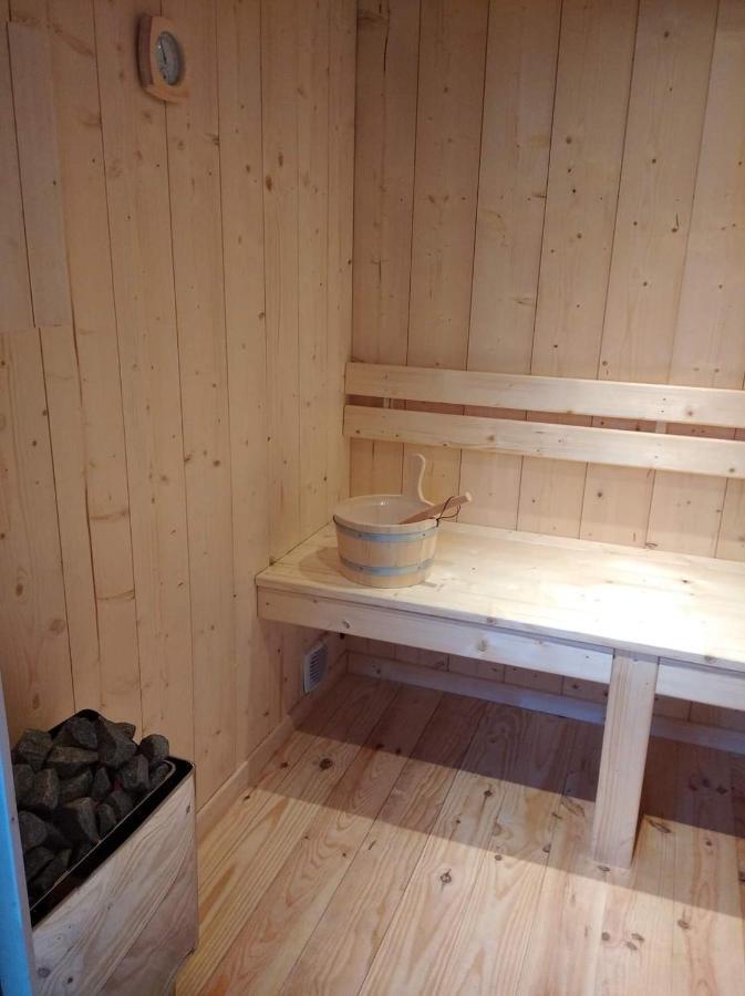 Sejour Au Jardin De Cupidon Avec Jacuzzi Et Sauna Balbigny Екстер'єр фото